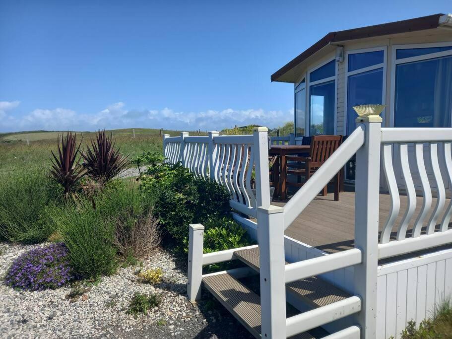 Bay View - Fantastic Views Of Whitsand Bay 토포인트 외부 사진