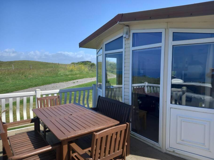 Bay View - Fantastic Views Of Whitsand Bay 토포인트 외부 사진